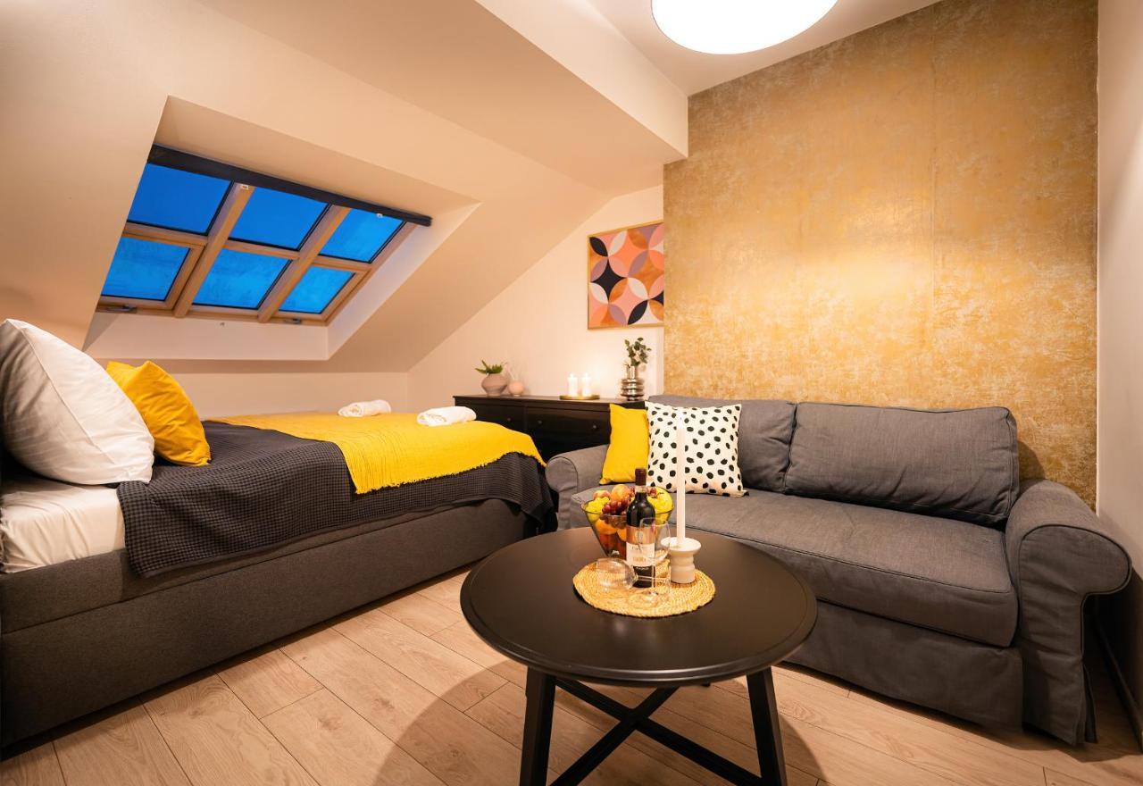 פראג Centrum Apartments Pstrossova מראה חיצוני תמונה