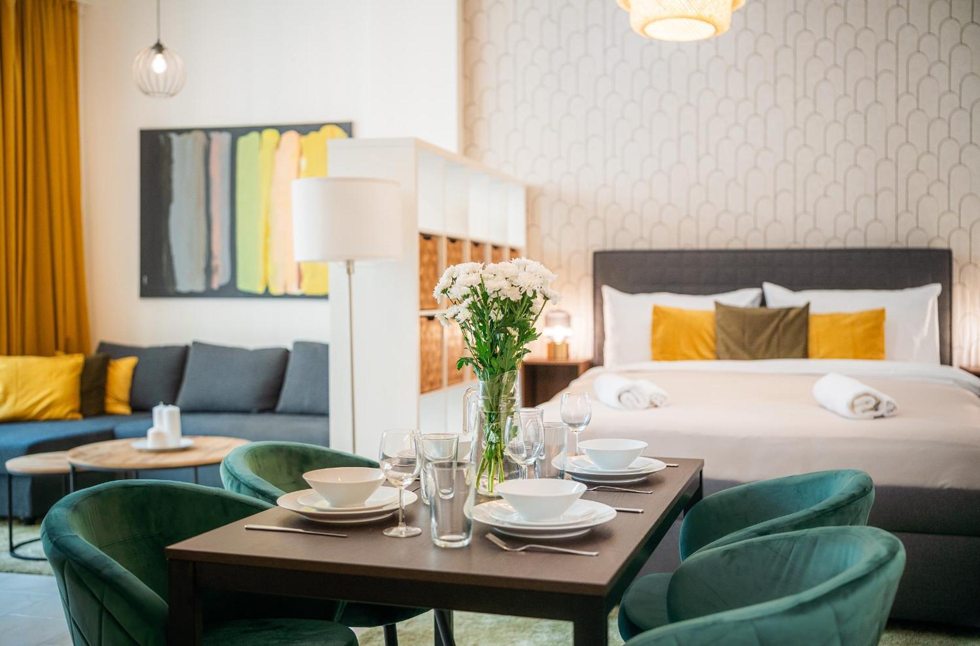פראג Centrum Apartments Pstrossova מראה חיצוני תמונה